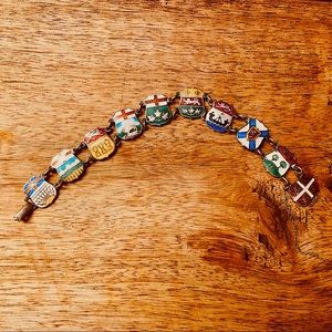 🌟price drop! Vintage sterling silver charm bracelet enamel Canadian provinces